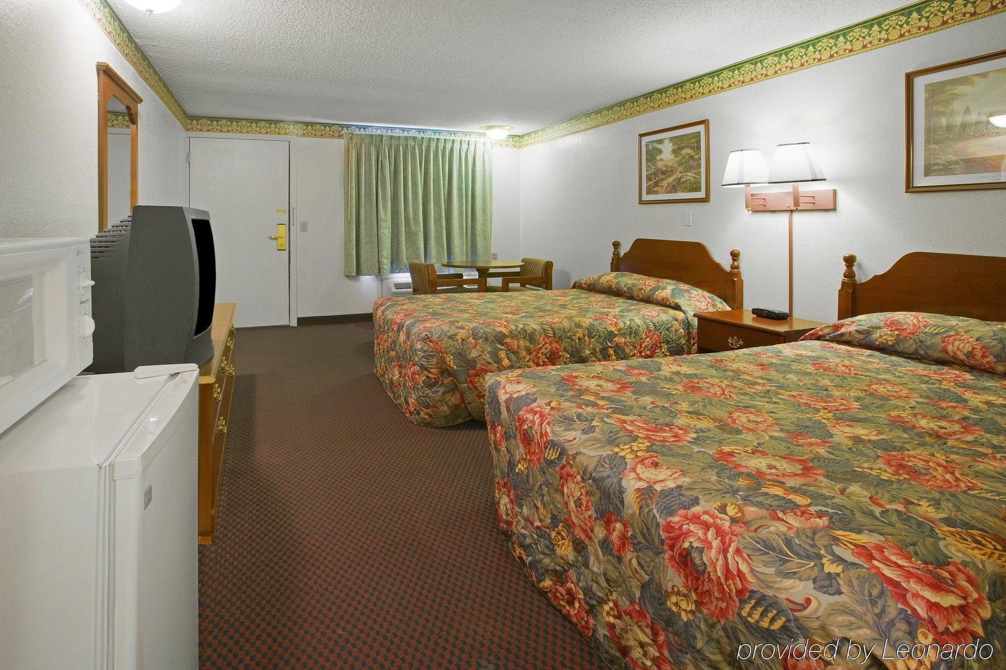 Fairbridge Inn Express เมอร์ริลวิลล์ ห้อง รูปภาพ